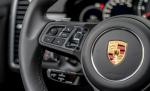 Porsche Cayenne Turbo 2018 года (NA)